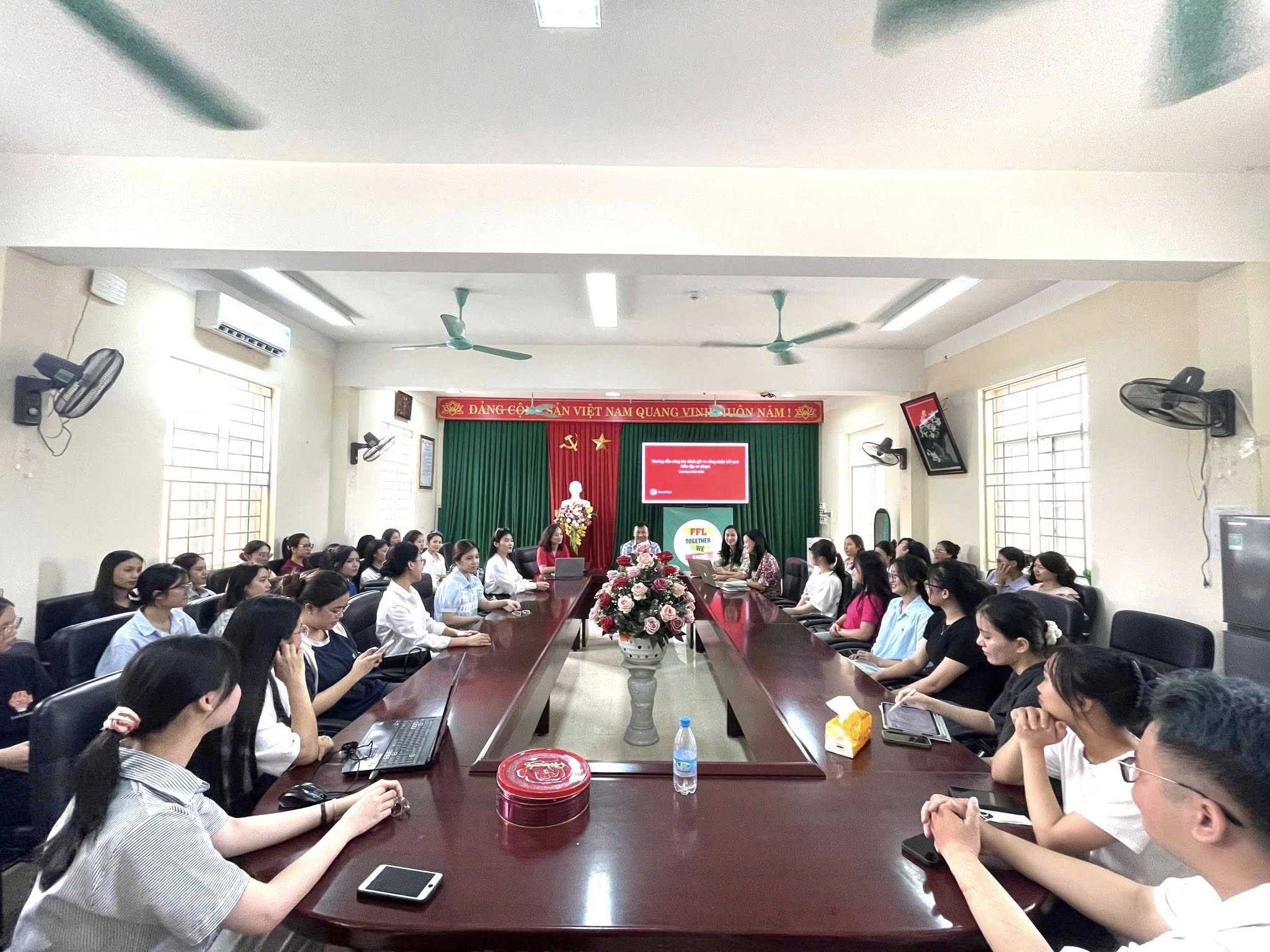 Media\2005_knn.hdu.edu.vn\FolderFunc\202509\Images/kien-tap-3-20250922041430-e.jpg